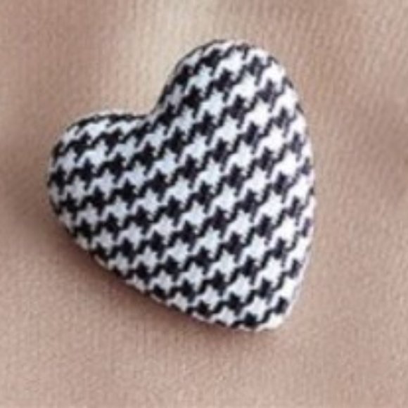 Vintage Retro Luxury Woven Cloth Metal Earrings - Picture 3 of 3